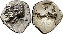 Emporiton (Sant Martí d'Empúries). Óbolo. (FAB. falta) (ACIP. 2). Buen ejemplar. Muy rara. 0,96 g. MBC+.

Emporiton (Sant Martí d'Empúries). Obol. (...