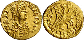 Primeras acuñaciones. A nombre de Justino I. Triente de imitación. (Tomasini 161 sim). Bella. 1,43 g. EBC.

First mintings. In the name of Justin I....