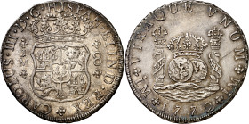 1772. Carlos III. Lima. JM. 8 reales. (AC. 1034). Columnario. Punto sobre las dos marcas de ceca. Leves rayitas. Muy bella. Precioso color. Rara así. ...