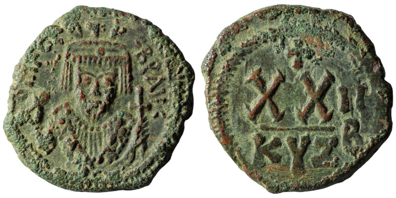 Phocas. AD 602-610. Cyzicus Follis Æ . D N FOCAS PЄRP AVG, crowned bust facing, ...