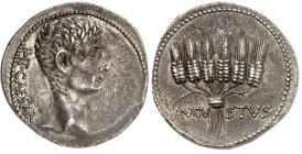 Auguste (27-14)

Cistophore en argent - Pergame ou Ephèse ? (27-26)

D'une qualité exceptionnelle.

Magnifique patine médaillier.

Un des plus...
