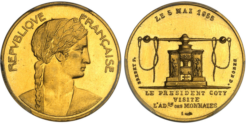 France

IVème République (1947-1959)

Épreuve en or du 20 francs (module). 1...