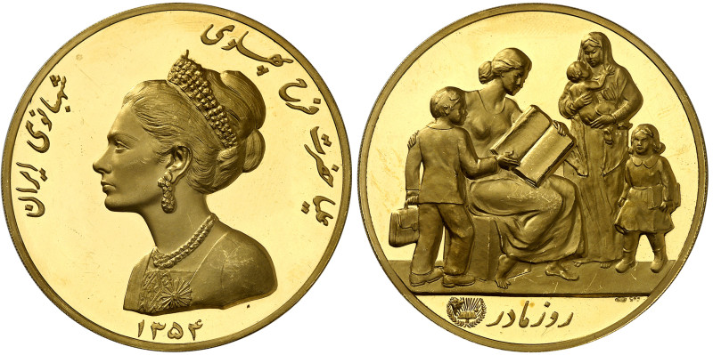 Iran

Mohammad Reza (1320-1358 SH /1941-1979) 

Médaille en or "Fête des Mèr...