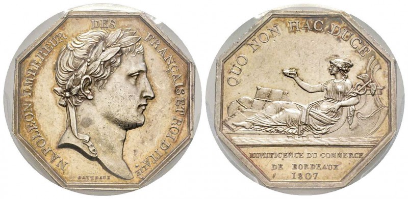France, Jeton, 1807, 16.59 g. AG.
Avers: NAPOLEON EMPEREUR DES FRANÇAIS ET ROI D...