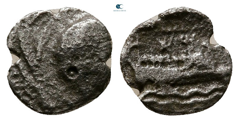 Phoenicia. Arados circa 380-350 BC. 
Obol AR

10 mm, 0,58 g



Fine