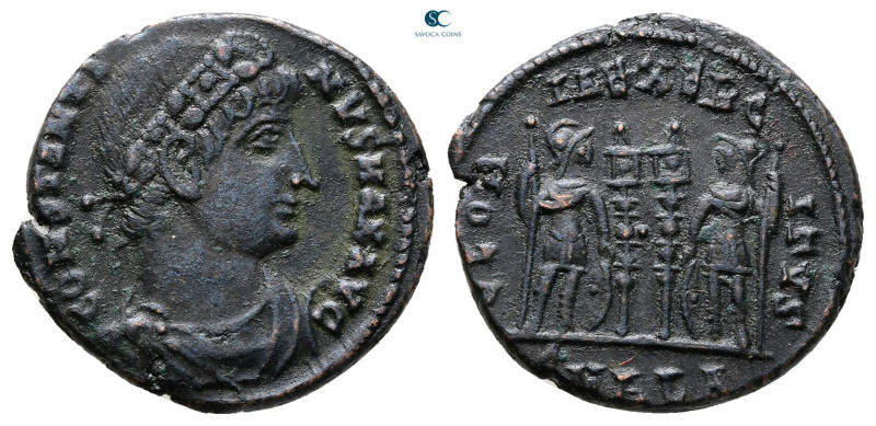 Constantine I the Great AD 306-337. Alexandria
Follis Æ

18 mm, 2,51 g


...