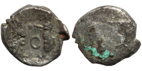 PHOENICIA. Sidon. Ba'alšillem II, circa 401-366 BC.

9mm 0,71g