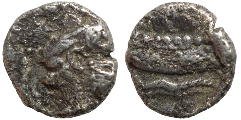 PHOENICIA. Arados. Uncertain king, circa 4th century BC.

7mm 0,77g