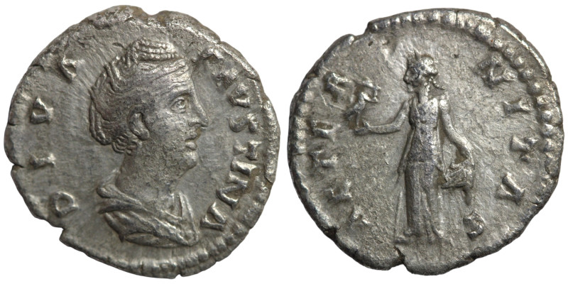 Diva Faustina Senior, wife of Antoninus Pius (died 140/1AD) Denarius

17mm 3,2...