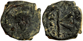 Byzantinine coin Bronze

20mm 4,83g