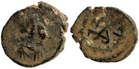 Byzantine coin

11mm 1,05g