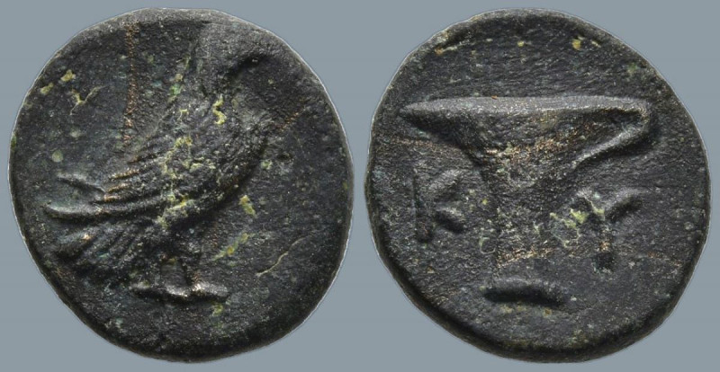 AEOLIS. Kyme. (Circa 320-250 BC).
AE Bronze (11.5mm 1.39g)
Obv: Eagle standing...