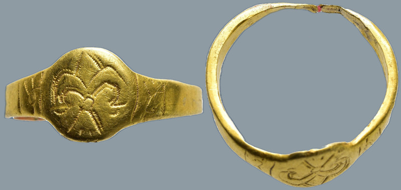 Ancient gold ring; fleur-de-lis
(3.33g 20.3mm diameter)