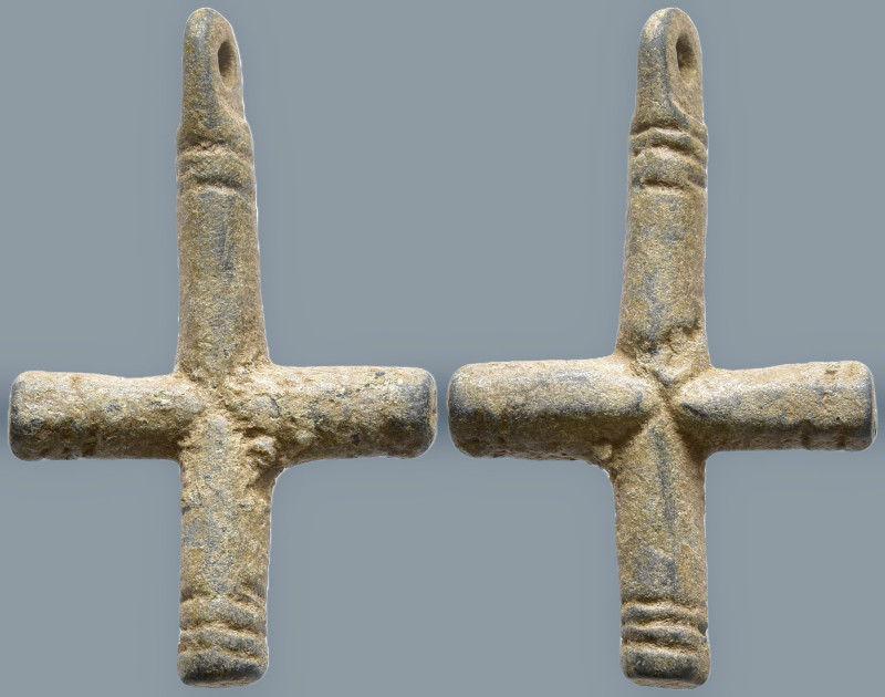 Byzantine Bronze Cross
(7.39g 37.9mm diameter)