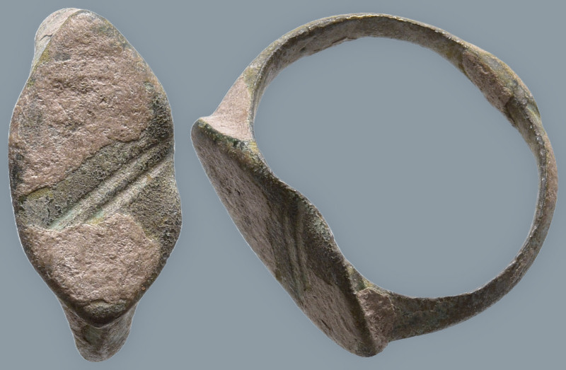 Ancient bronze ring
(2.07g 17.4mm diameter)