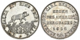 Alemania. Anhalt-Bernburg. Carl Herzog. Thaler. 1852. Berlín. A. (Km-84). Ag. 22,23 g. Brillo original. EBC+. Est...175,00.