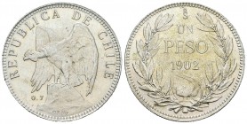Chile. 1 peso. 1902. Santiago. (Km-152.2). Ag. 19,78 g. Restos de brillo original. EBC+. Est...60,00.