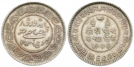 India. 5 kori. 1934. Kutch. (Km-Y 53a). Ag. 13,92 g. EBC+. Est...30,00.