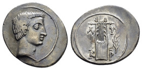 LYCIAN LEAGUE.Cragus.Augustus (27 BC-14 AD).Drachm. 

Obv : Bare head right.

Rev : Λ-Y/K-P.
Cithara; laurel branch in right.
RPC I 3307.

Condition :...