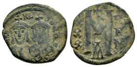 LEO III with CONSTANTINE V.(717-741).Follis.

Condition : Good very fine.

Weight : 5.73 gr
Diameter : 23 mm