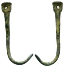 ANCIENT ROMAN FISHING HOOK.(2nd-3rd century).Ae.

Condition : Good very fine.

Weight : 1.85 gr
Diameter : 36 mm