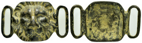 ROMAN BRONZE MILITARY BUCKLE.(7st-9th century).Ae.

Condition : Good very fine.

Weight : 13.43 gr
Diameter : 43 mm