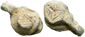 Precinto o plomo de saca. (Pb. 15,18g/29x17x6mm). ¿Barcelona, 1695?. MBC+. Escaso.