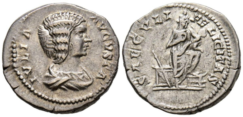 JULIA DOMNA. Denario. (Ar. 3,59g/19mm). 196-211 d.C. Roma. (RIC 577). Anv: Busto...