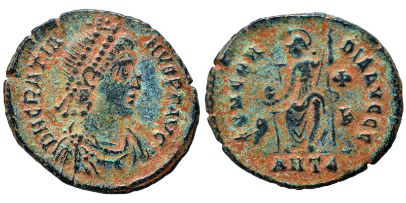 Gratian, 367-383. Follis (bronze, 2.41 g, 19 mm). Antioch. D N GRATI-ANVS AVG Di...