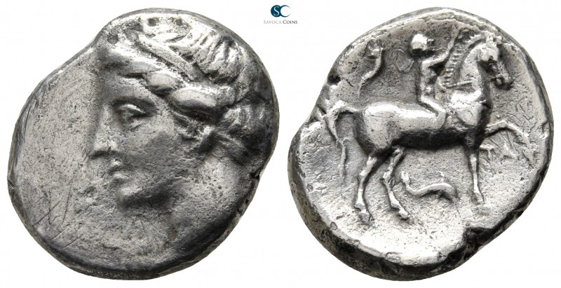 Calabria. Tarentum circa 281-228 BC. Campano-Tarentine issue
Nomos AR

20 mm....