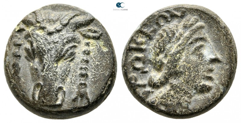Phokis. Federal Coinage circa 300-100 BC. 
Bronze Æ

16 mm., 4,57 g.

Bucra...