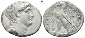 Seleukid Kingdom. Tyre. Antiochos VII Euergetes (Sidetes) 138-129 BC. Dated SE 178=135/4 BC. Tetradrachm AR