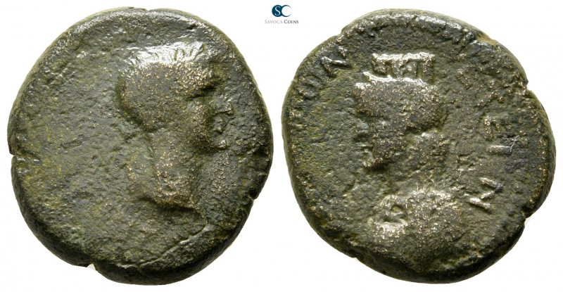 Galatia. Koinon of Galatia. Tiberius AD 14-37. 
Bronze Æ

21 mm., 8,09 g.

...