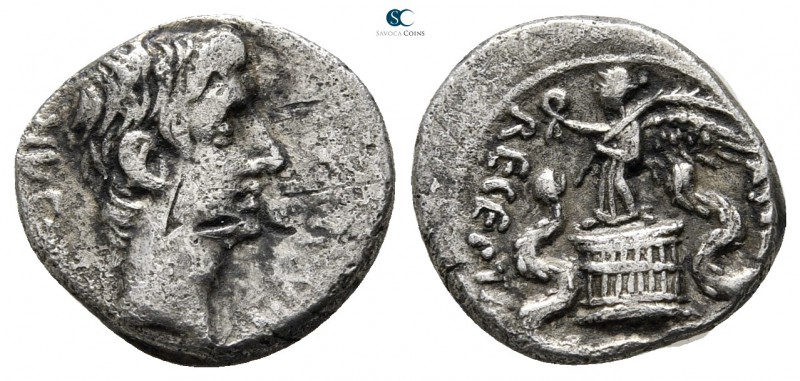 Augustus 27 BC-AD 14. Ephesos (?)
Quinarius AR

13 mm., 1,62 g.

[CAESAR IM...