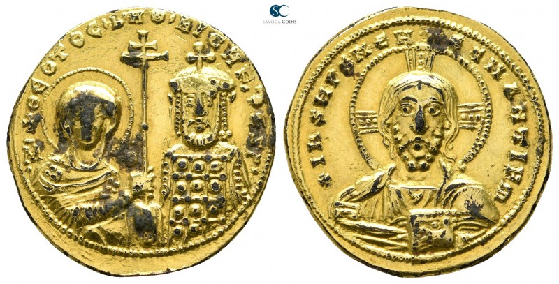 Nicephorus II Phocas. AD 963-969. Constantinople
Foureé Solidus AV

22 mm., 2...