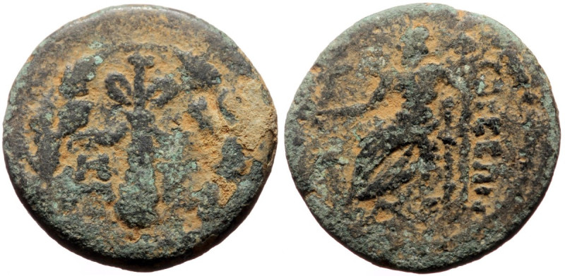 Bronze AE
Cilicia, Tarsos, 164-27 BC, ΤΑΡΣΕΩΝ, Zeus Aëtophoros seated left, Fill...