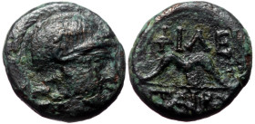 Bronze AE
Kings of Pergamon, Philetairos, 282-263 BC, Helmeted head of Athena right / ΦIΛETAIPOY,Bow
12 mm, 1,98 g
BMC 54