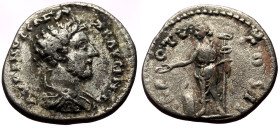 Denarius AR
Marcus Aurelius (Caesar), AD 151-152, AVRELIVS CAESAR AVG PII FIL, Bare head r. / TR POT VI COS II. Genius Exercitus sacrificing from pate...