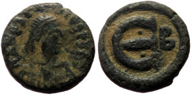 Pentanummium AE
Anastasius I (491-518), Constantinople, 517-518, D N ANASTASIVS PP AVG (?), diademed, draped and cuirassed bust right / Large E contai...