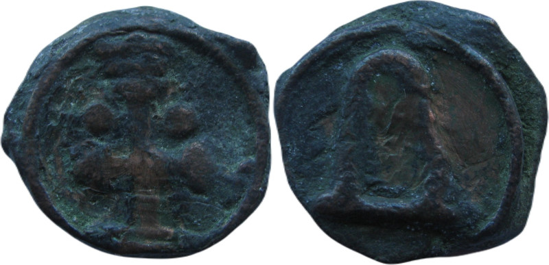 Follis Æ
Basil I (867-886), Cherson Mint. Large B on exergual line / Cross flor...