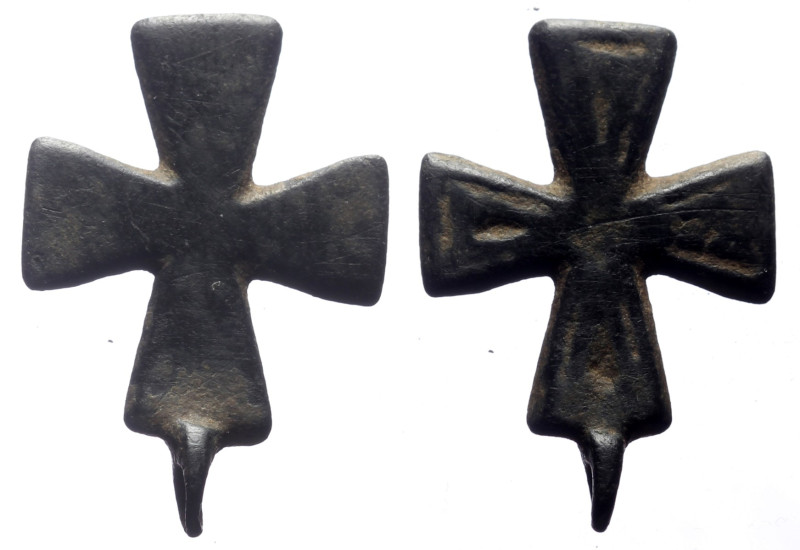 Byzantine cross, bronze, 28 x 17 mm, 3,16 g