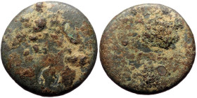 Bronze AE
Unreaserched Roman Provincial coin with countermark, blank except for countermark / Head right within oval incuse
22 mm, 7,32 g