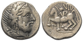 Ostkelten. Philippos II - Typen.

 Tetradrachme (Silber).
Vs: Verwilderte Legende, Kopf des bärtigen Zeus mit Lorbeerkranz rechts.
Rs: Verwilderte...