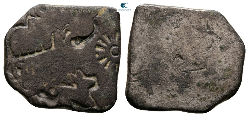 India. Post Mauryan (Punjab) 185-168 BC. 
Karshapana AR

20 mm, 3,02 g


...