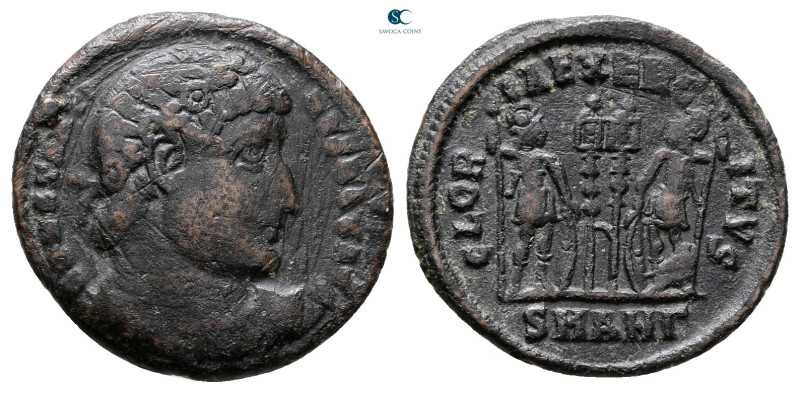 Constantine I the Great AD 306-337. Antioch
Follis Æ

18 mm, 1,94 g



Ne...