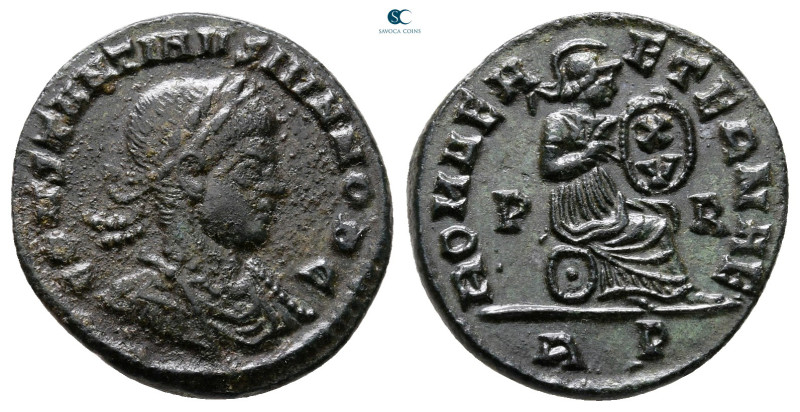 Constantine II, as Caesar AD 317-337. Rome
Follis Æ

18 mm, 2,77 g



Ver...