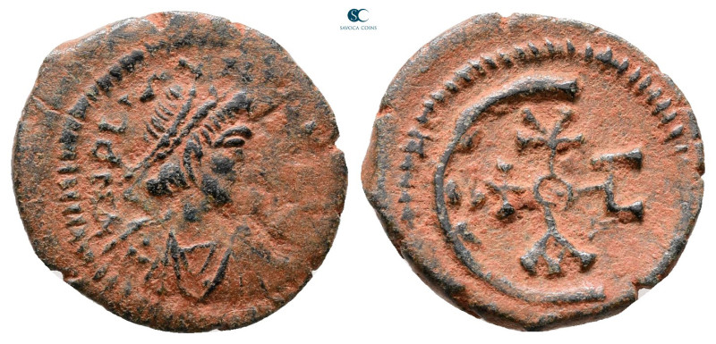 Justinian I AD 527-565. Theoupolis (Antioch)
Pentanummium Æ

17 mm, 1,69 g
...