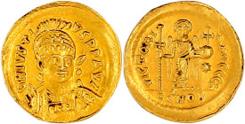 Kaiserreich
Justinus I., 518-527
Solidus 518/527, Constantinopel, 1. Offizin. Brb. v.v. mit Helm/VICTORIA AVGGG A CONOB. Victoria steht l. mit Chris...