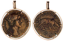 Kaiserzeit
Antoninus Pius, 138-161
Sesterz 140/144. Belorb. Kopf r./TR POT COS III SC. Lupa mit Romulus und Remus. In GOLD-Fassung 585/1000 als Anhä...