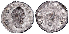 Kaiserzeit
Septimius Severus, 193-211
Denar, posthum 211/217. DIVO SEVERO PIO. Kopf r./CONSECRATIO. Adler auf Globus. 2,97 g. gutes sehr schön. RIC ...